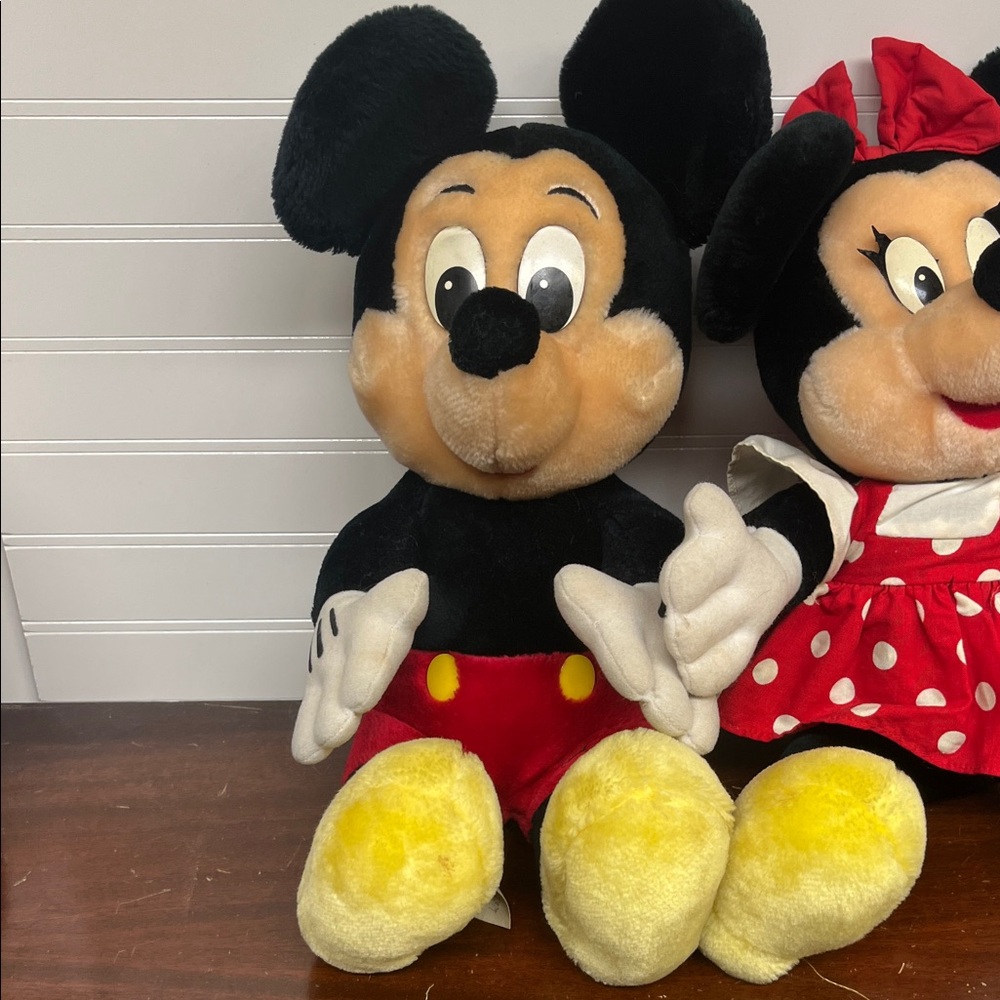Vintage Disney Mickey and Minnie Plush Duo Disneyland Walt Disney 16” - Picture 3 of 13